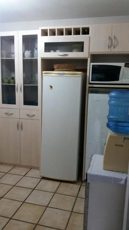  Casa em Itapoá-Thenorio SC