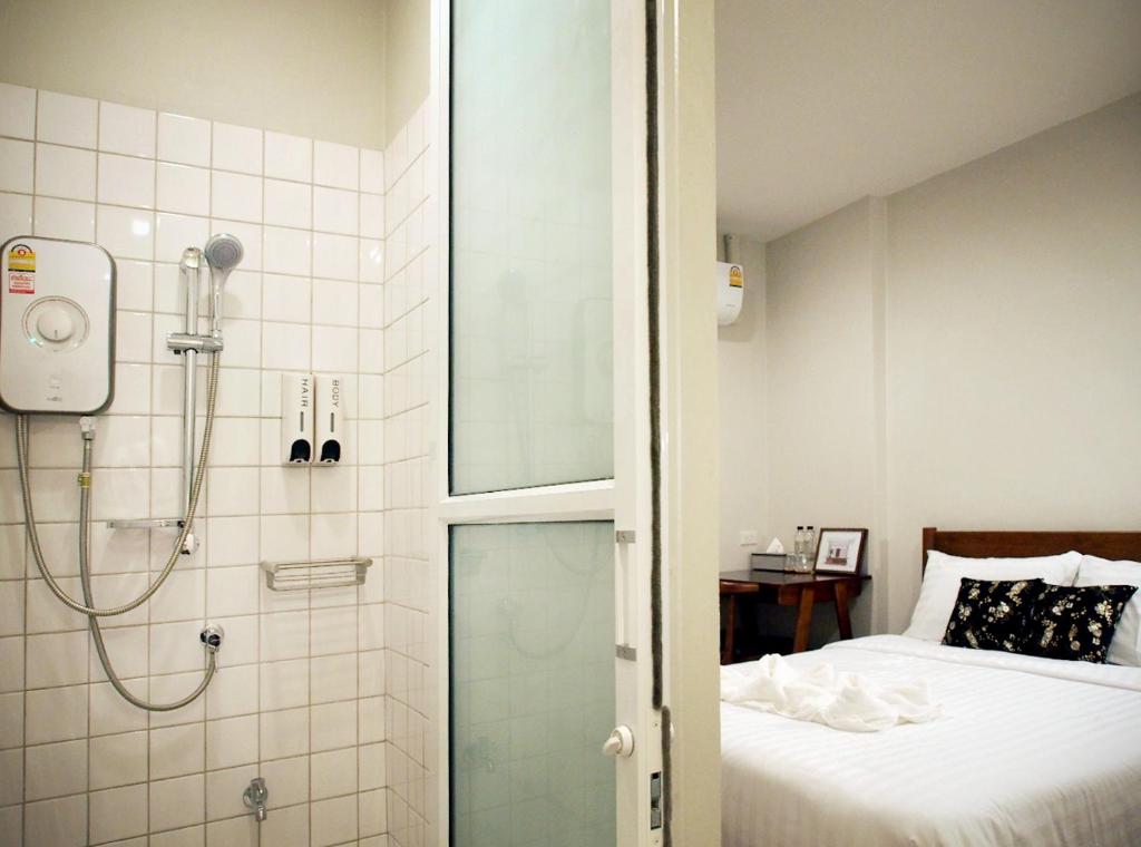 A Day inn Ranong Hostel - 3