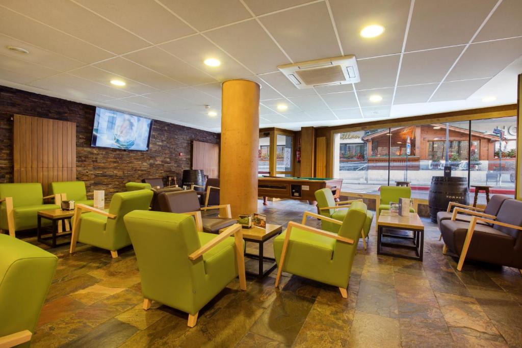 Posezení v ubytování Hotel Màgic Ski