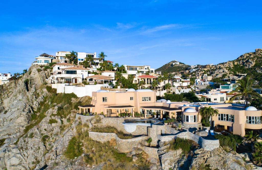 Panoramic Ocean Views at Hillside Casa Mirador