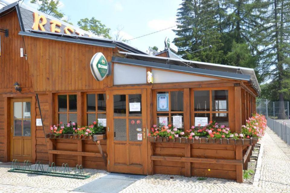 Budova, v ktorej sa penzión/hostinec nachádza