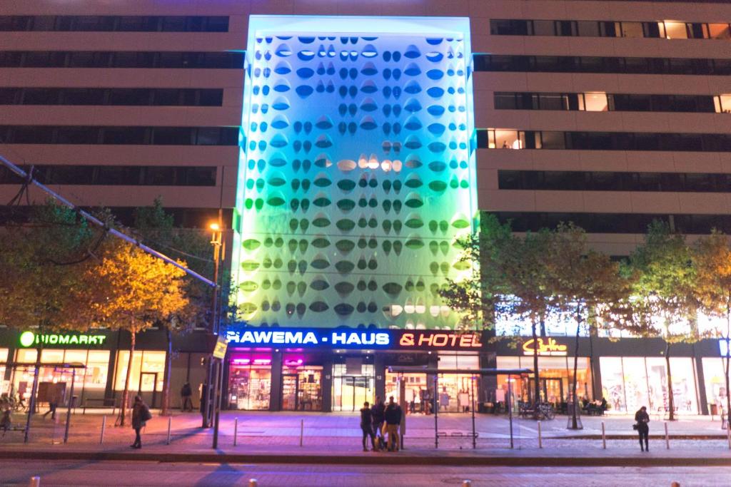 Budova, kde se hotel nachází