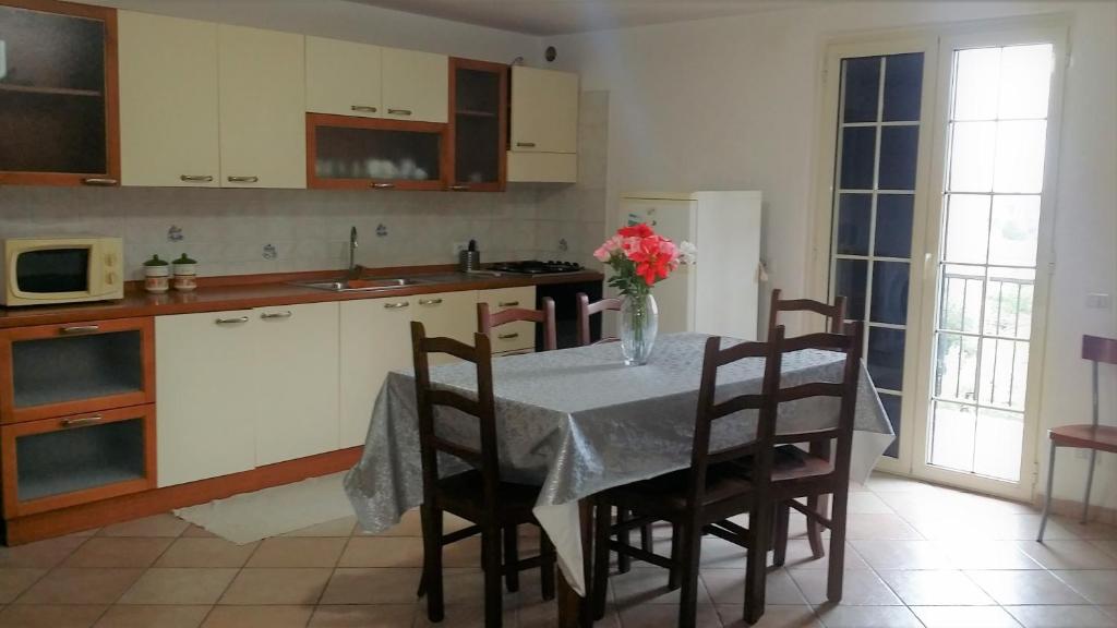 Kuchyň nebo kuchyňský kout v ubytování Guesthouse Holiday Formia beach