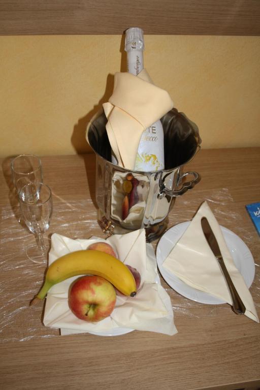 Jídlo v hotelu nebo okolí