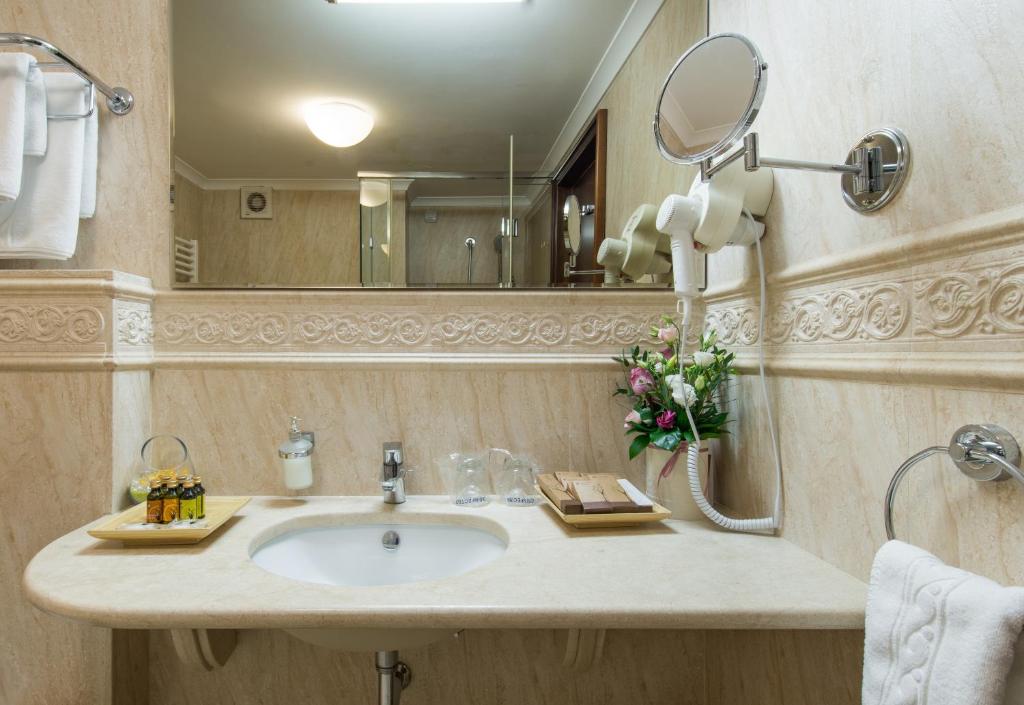 Kupatilo u objektu Hotel Moskva