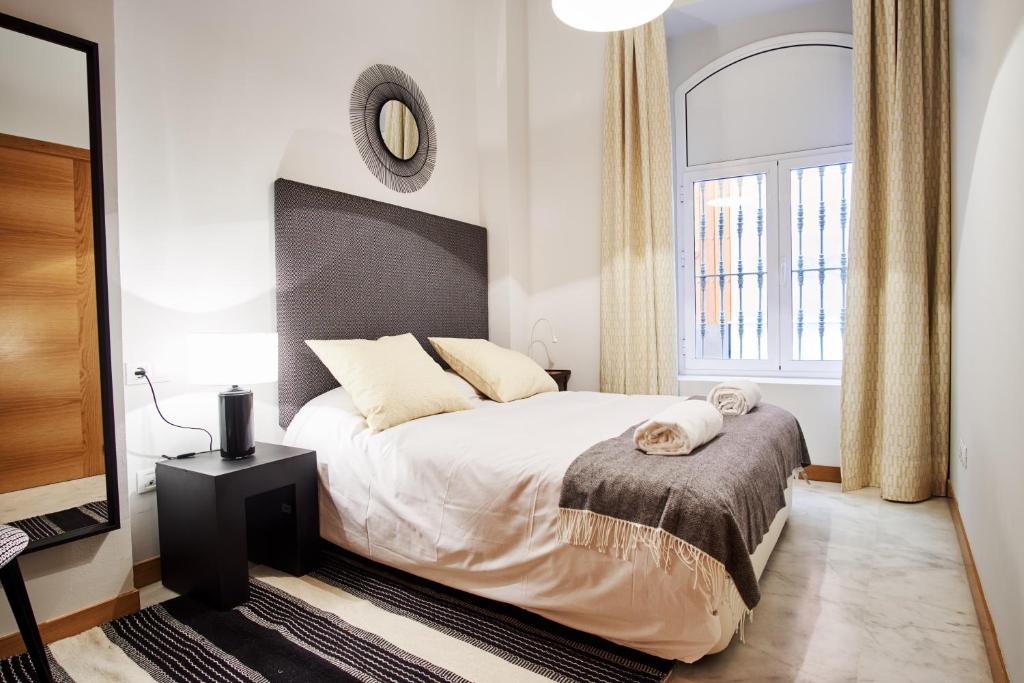 Arenal Carreteria Deluxe Suites by Valcambre, Sevilla ...