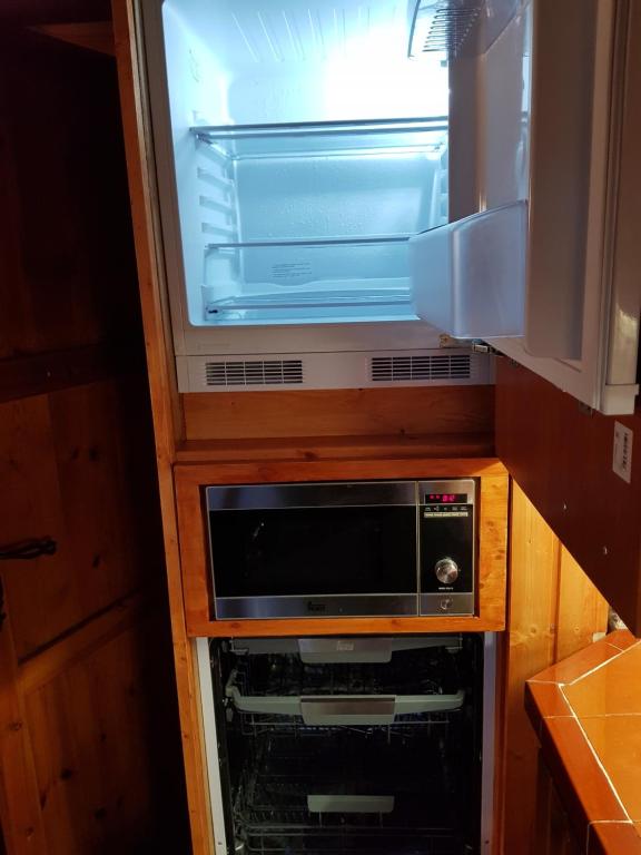Kuchyňa alebo kuchynka v ubytovaní Casa de la Font de Dalt