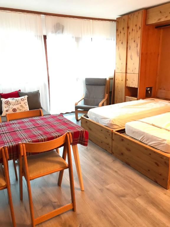 Posteľ alebo postele v izbe v ubytovaní Sweet Apartment