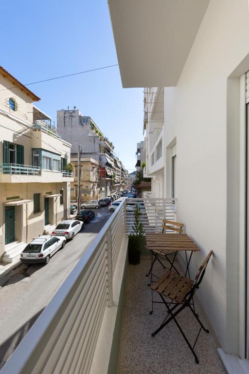 Dinostratus House - Studio Met Balkon