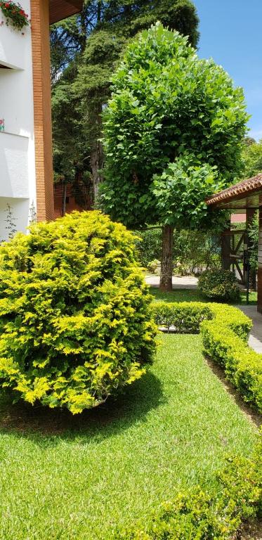  Campos do Jordao Duplex com Varanda Lindo