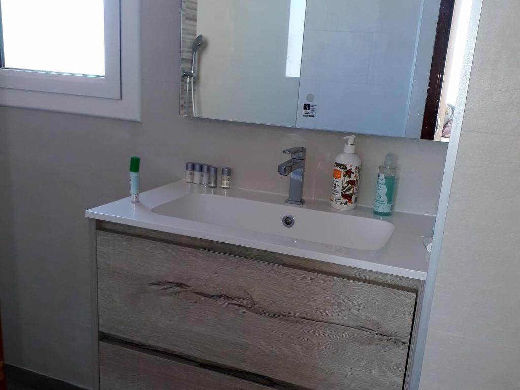 A bathroom at Gaudi Views Apartment