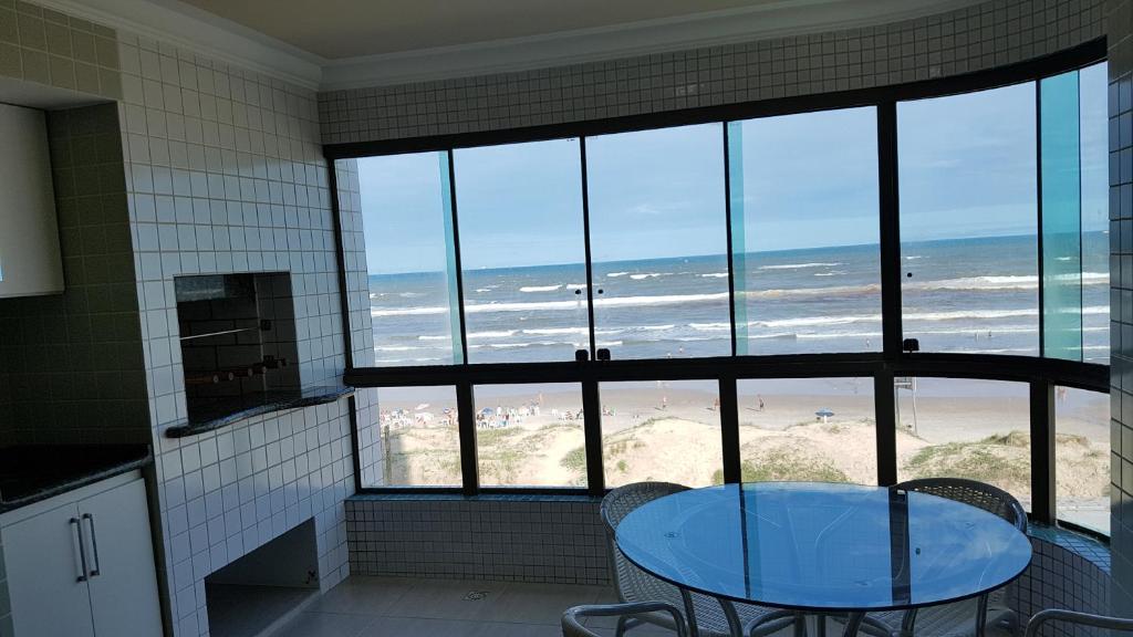  Apartamento a Beira Mar