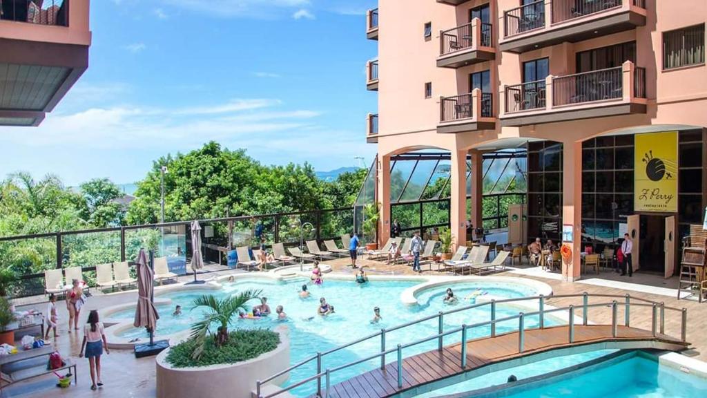  Hotel Jurere Beach