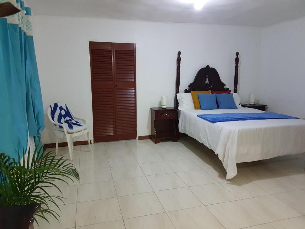 pic Castle View Guest House Mandeville Contact Number the grove mandeville updated 2021 prices
