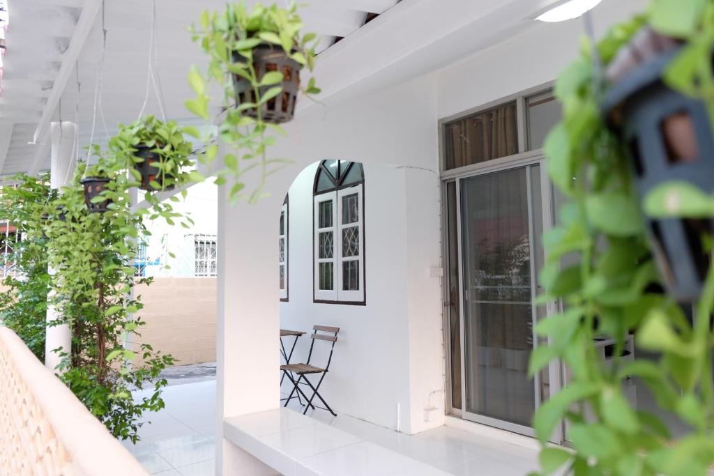 Chatuchak Art & Nature House ( 3-6 pers.) - Casa De Tres Dormitorios