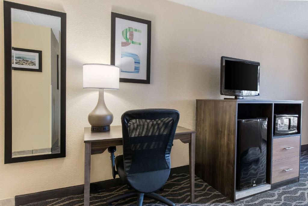 Quality Inn & Suites Lafayette I-65 - Kingkamer