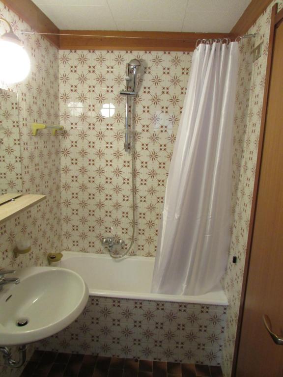 Koupelna v ubytování Hotel Meublè Meridiana