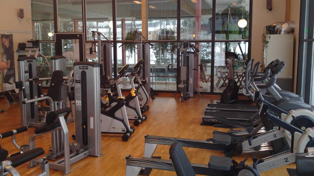 Fitness centrum a/nebo fitness zařízení v ubytování Hotell Årjäng