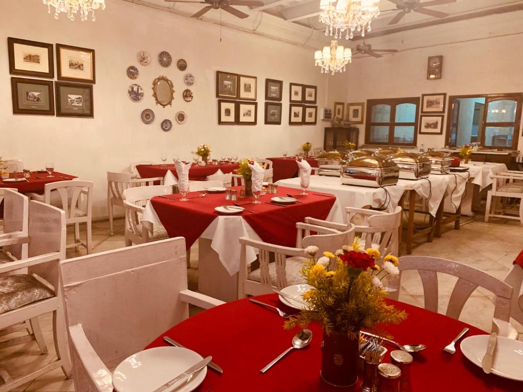 The Elgin Fairlawn, Kolkata photo