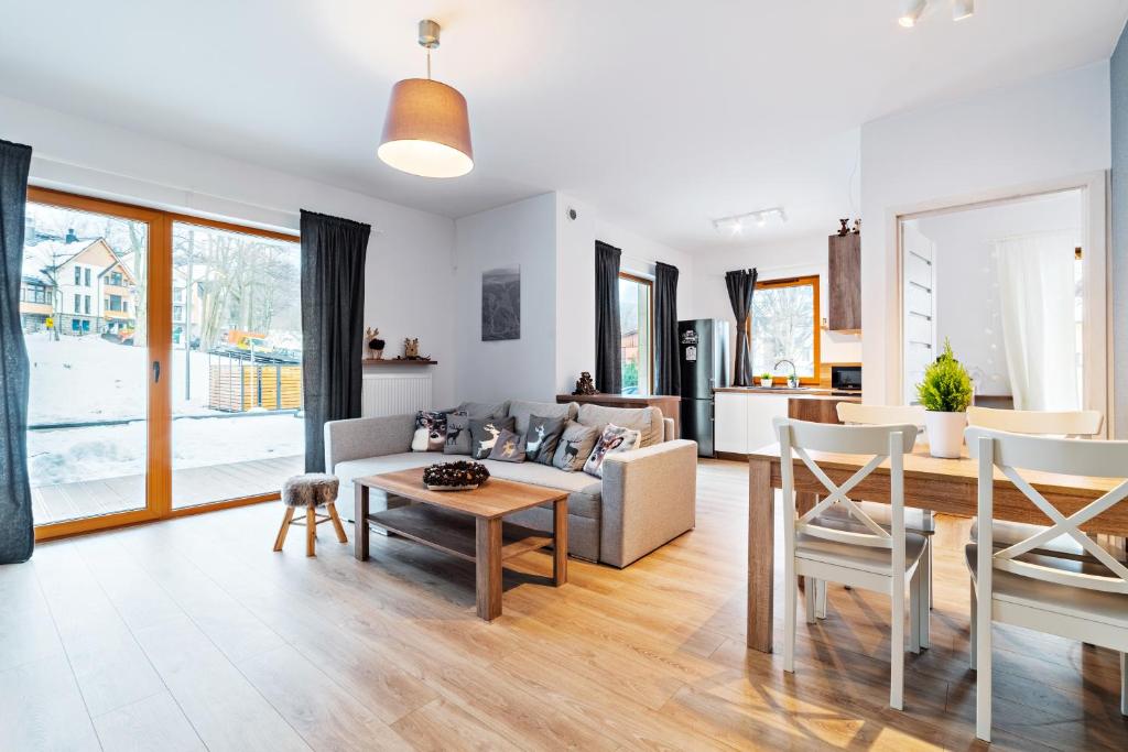 Posedenie v ubytovaní Apartamenty Sun & Snow Sarnia Residence