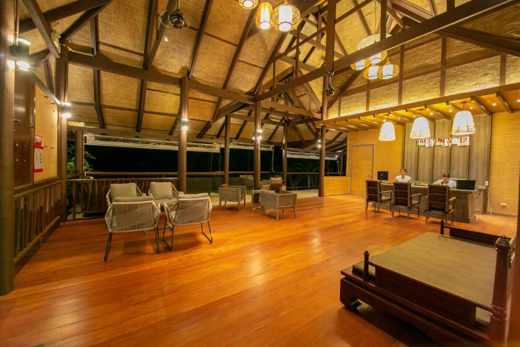 Coral Cliff Beach Resort Samui - SHA Plus - 13