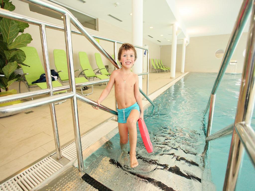 Bazén v ubytování Hotel Royal X nebo v jeho okolí
