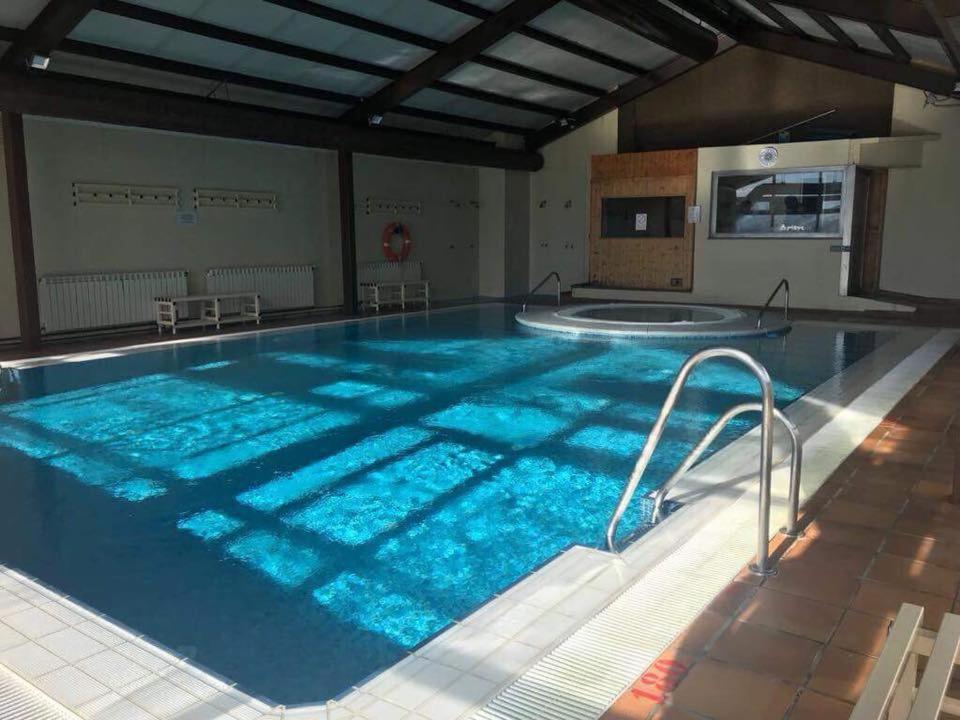 Πισίνα στο ή κοντά στο Apartamento Decris