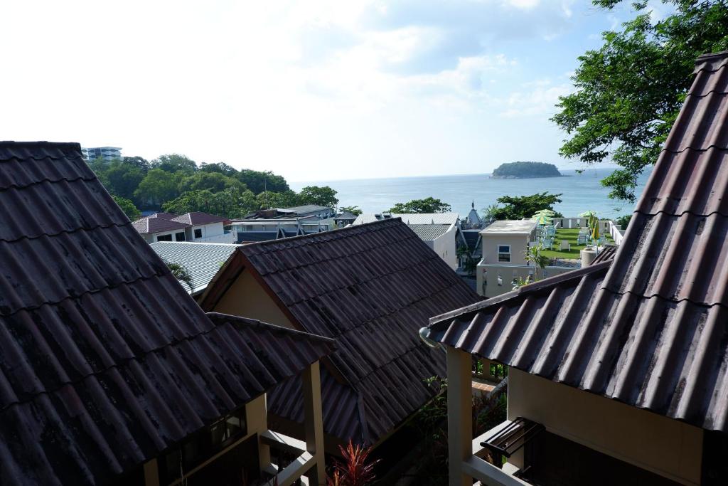 Kata Beachwalk Hotel and Bungalows - Resim 25
