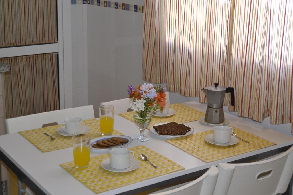 Nápoje v ubytovaní Apartamento Cabo de Gata