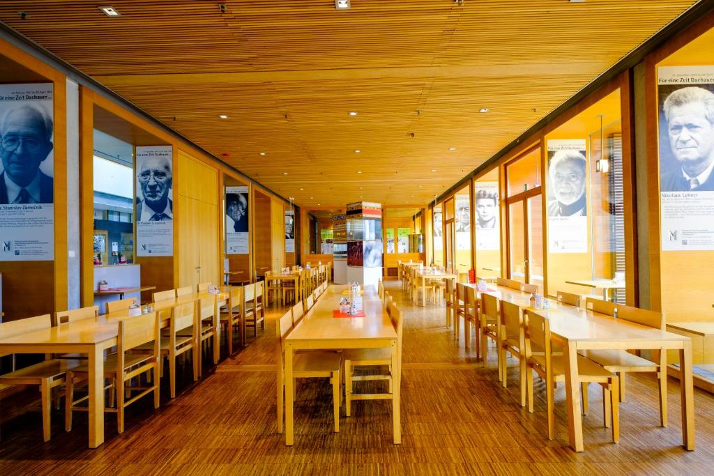 Restaurace v ubytování Internationales Jugendgästehaus Dachau