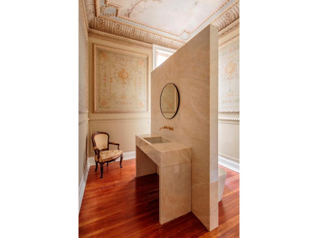 Dear Lisbon - Valmor Palace - 10