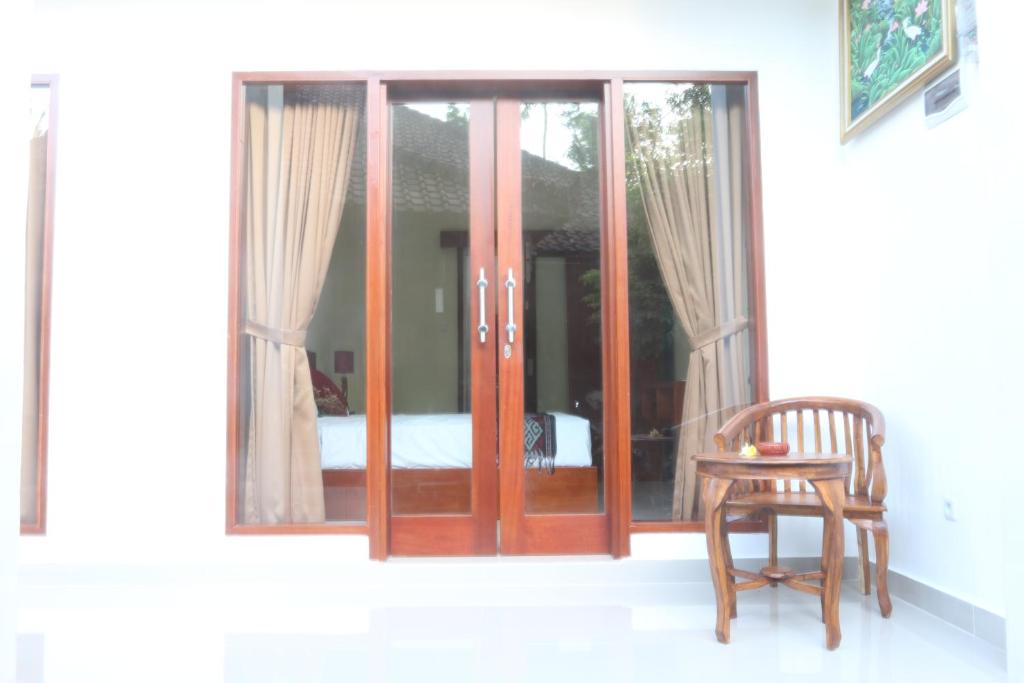 Sekar Waru Homestay - 18