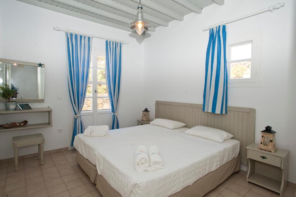 Gryparis' Club Apartments - 17