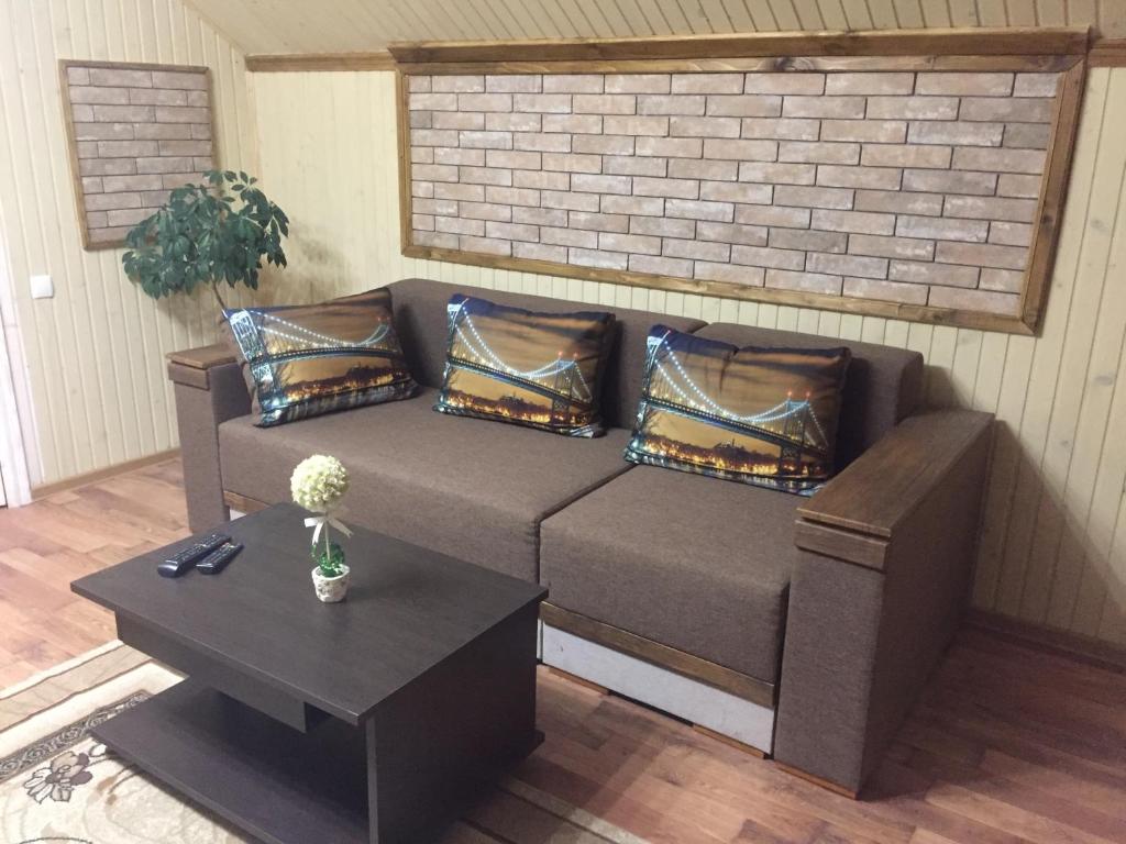 Istumisnurk majutusasutuses Guest House U Myrona