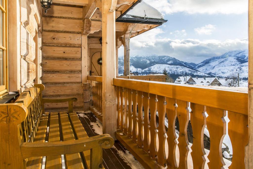 Výhľad na hory alebo výhľad na hory priamo z apartmánu