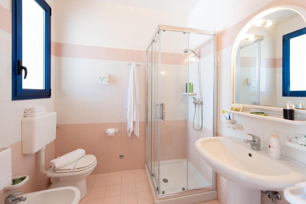 A bathroom at Scialabà Residence Salento