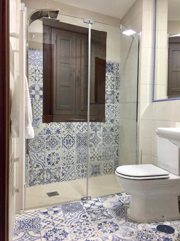 A bathroom at Casa Mirador Alhambra
