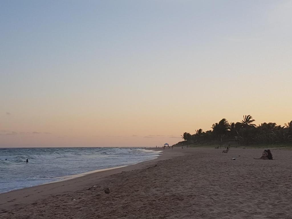  Vila de Praia ( casa amarelha) com praia