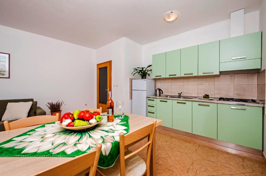 Apartments Bella - 18