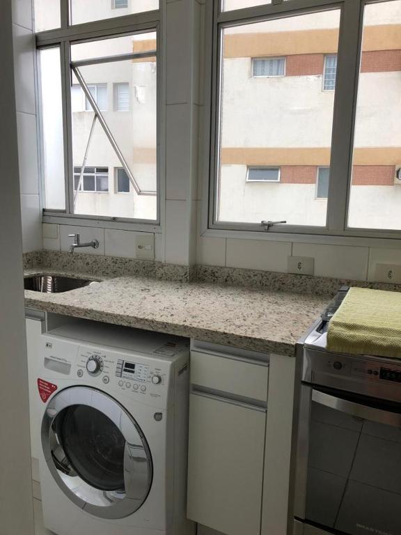  Apartamento pé na areia com linda vista para o mar