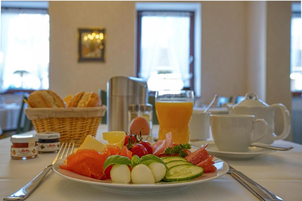 Hotel Kischers Landhaus - Resim 12