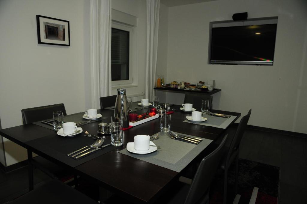 TV a/nebo společenská místnost v ubytování Hotel Sporcher Nest
