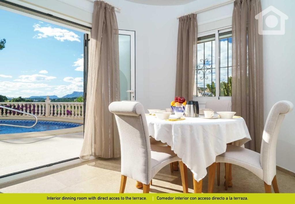Bazén v ubytování Solhabitat Moraira Diva nebo v jeho okolí