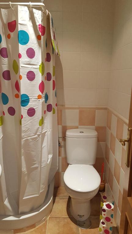 A bathroom at Piso Don Mateo en Sierra de Gredos