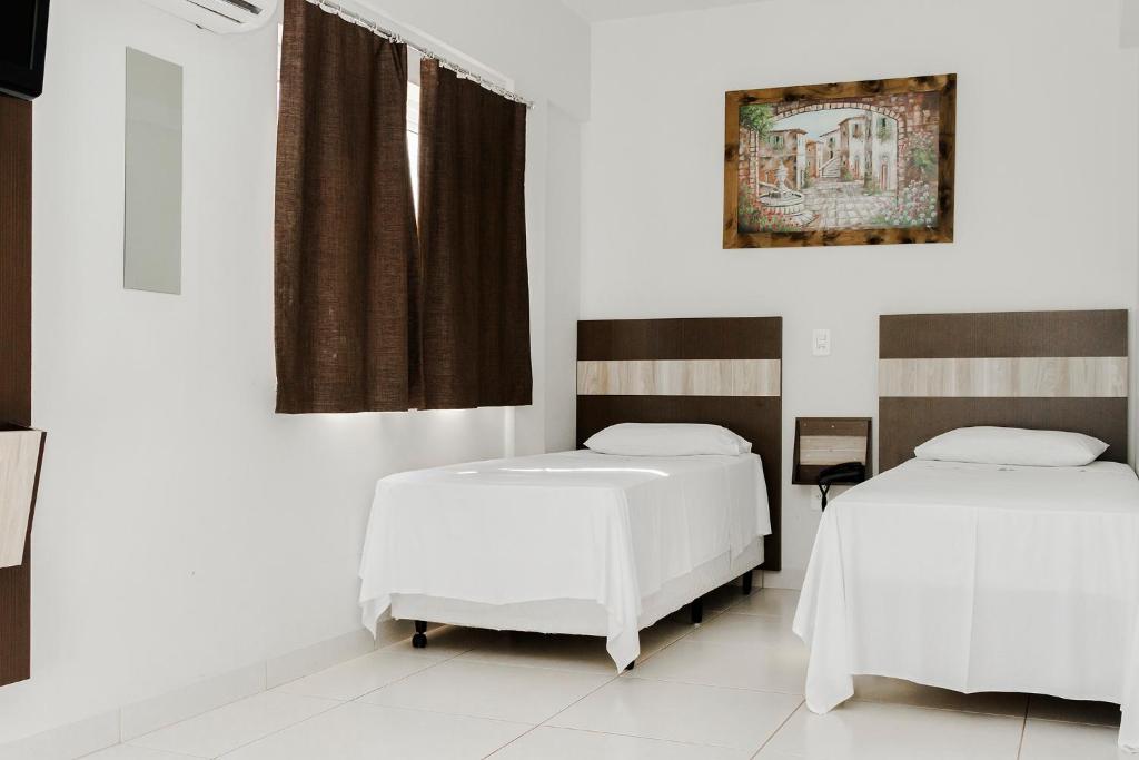  La Vitre Hotel