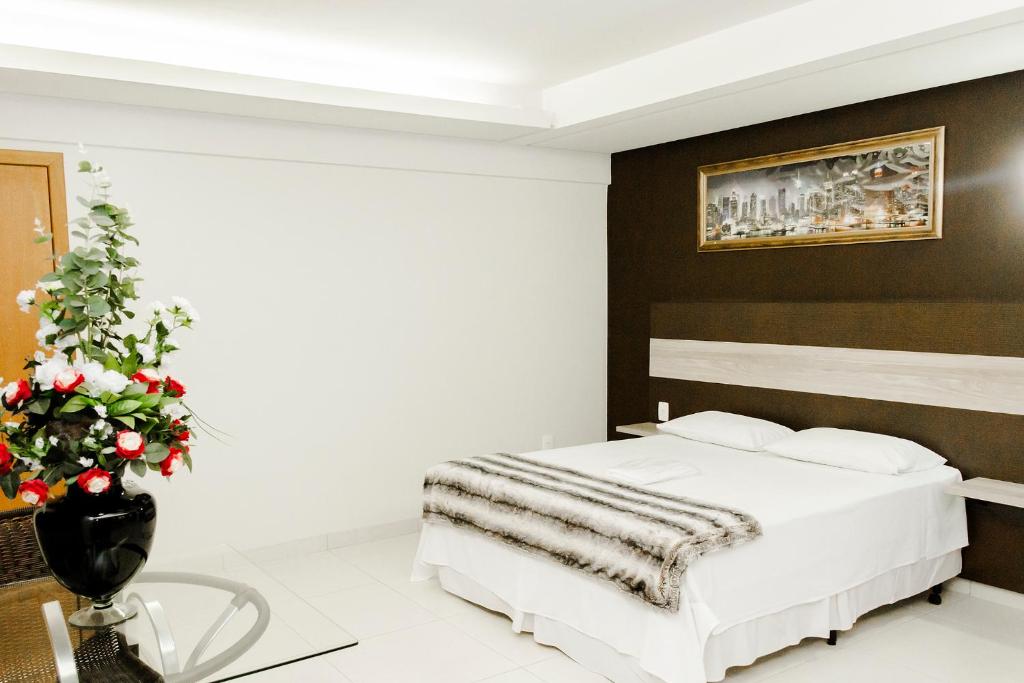  La Vitre Hotel