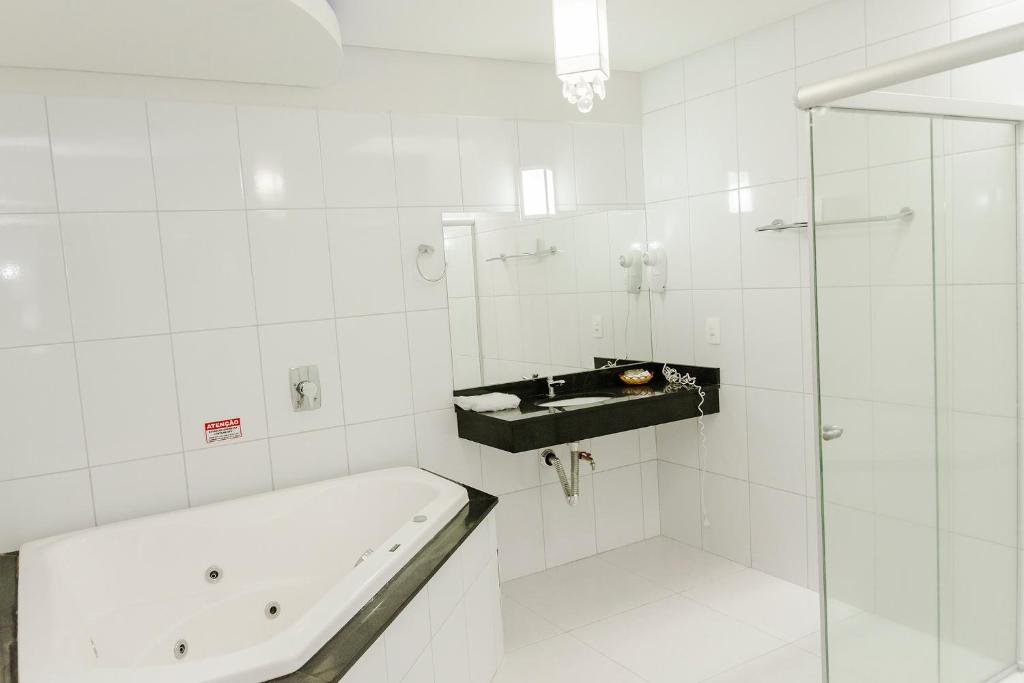  La Vitre Hotel