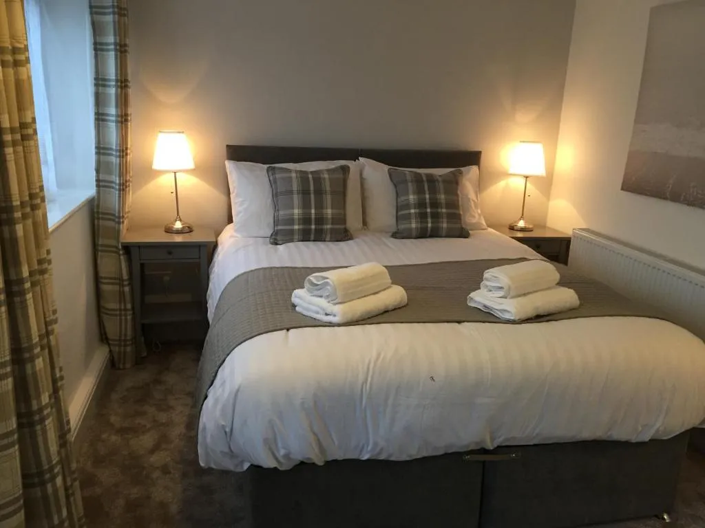 One Bedroom Apartment - Castle Court, Birmingham, United Kingdom