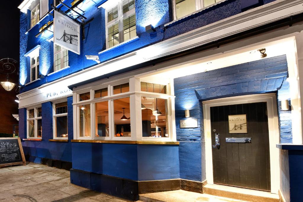 The Bridge Pub & Rooms - Resim 13