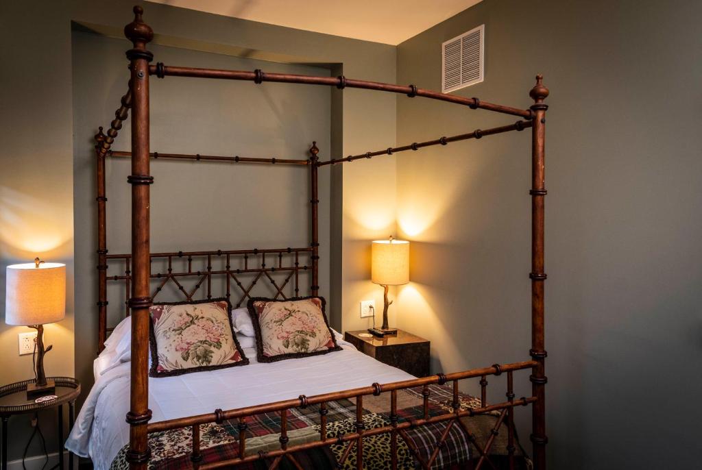 Hotel Broad Ripple - One-Bedroom Apartment